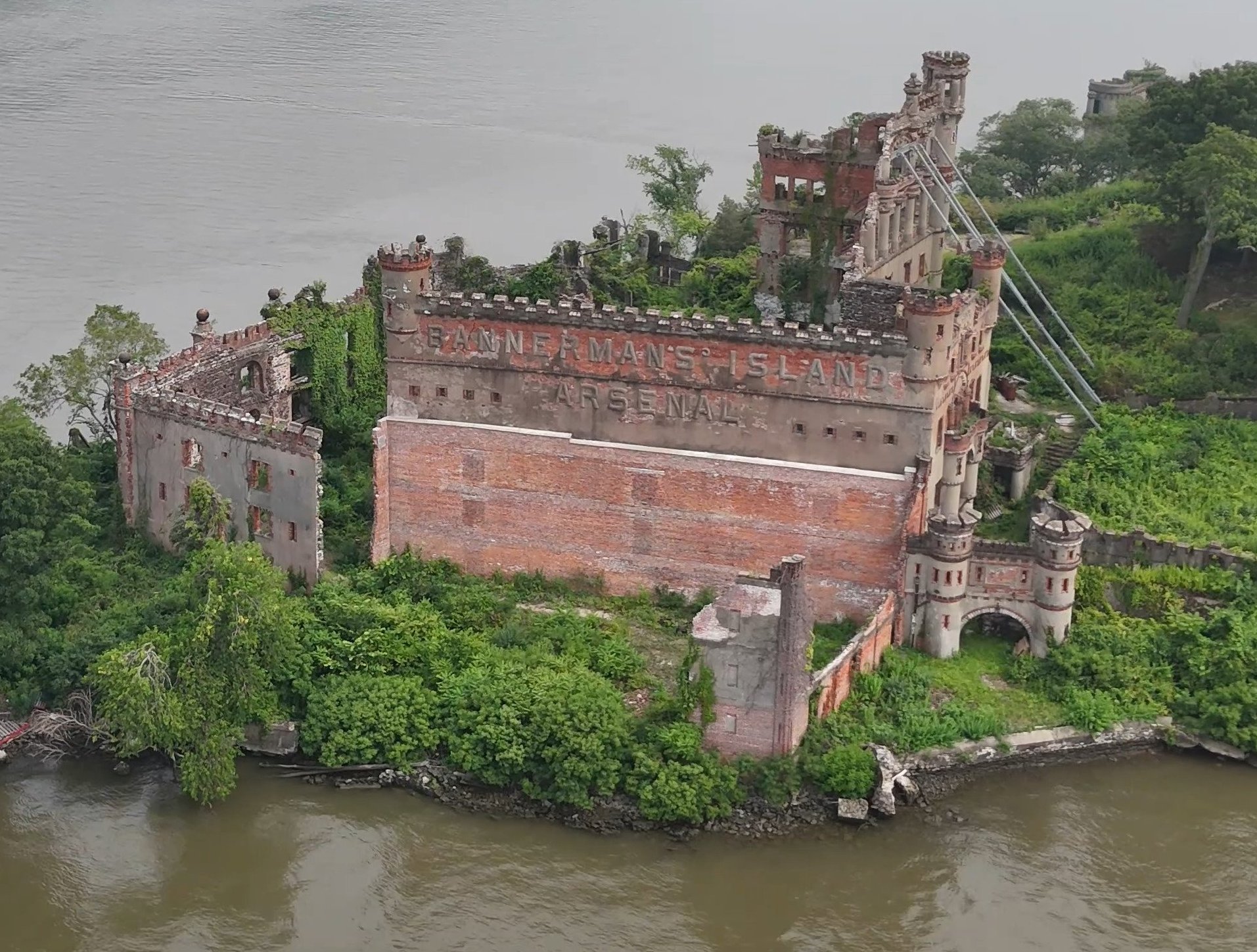 Inaugural Flight: Bannerman Castle